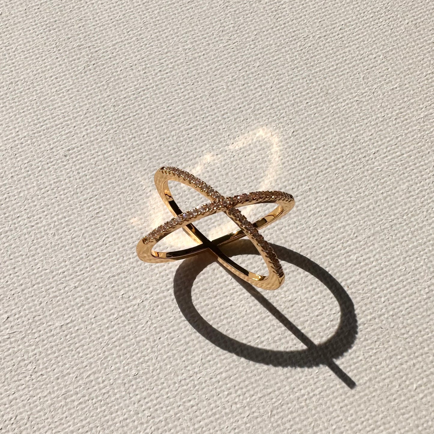 CROSS RING