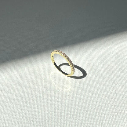 PETITE RING