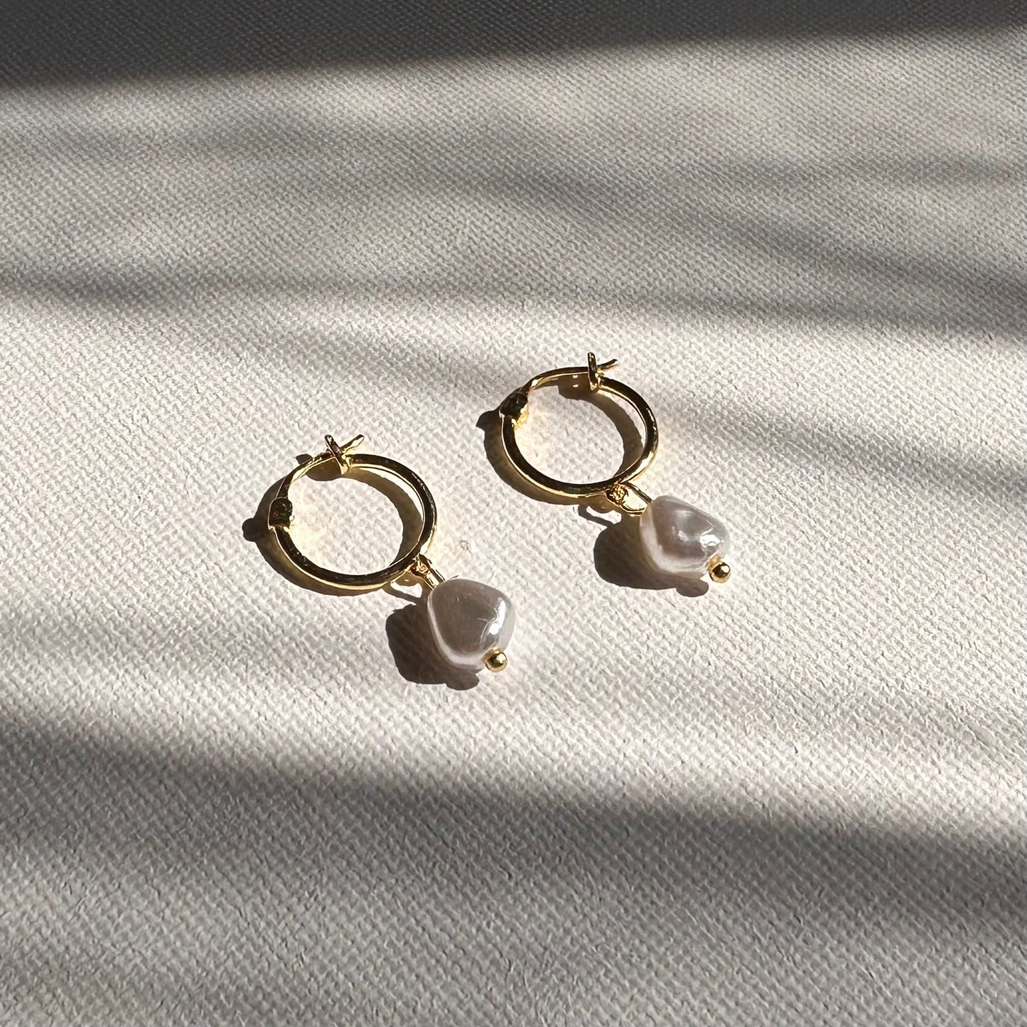 PEARL DROP EARRINGS